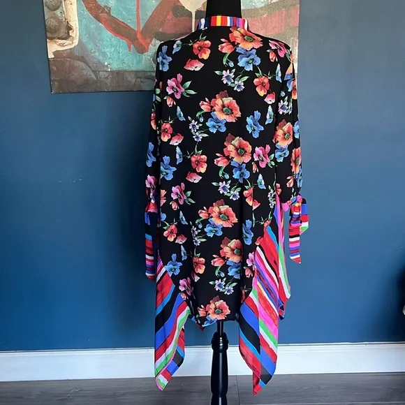 Slim Factor Colorful Floral Mixed Print Blouse - Picture 3 of 8